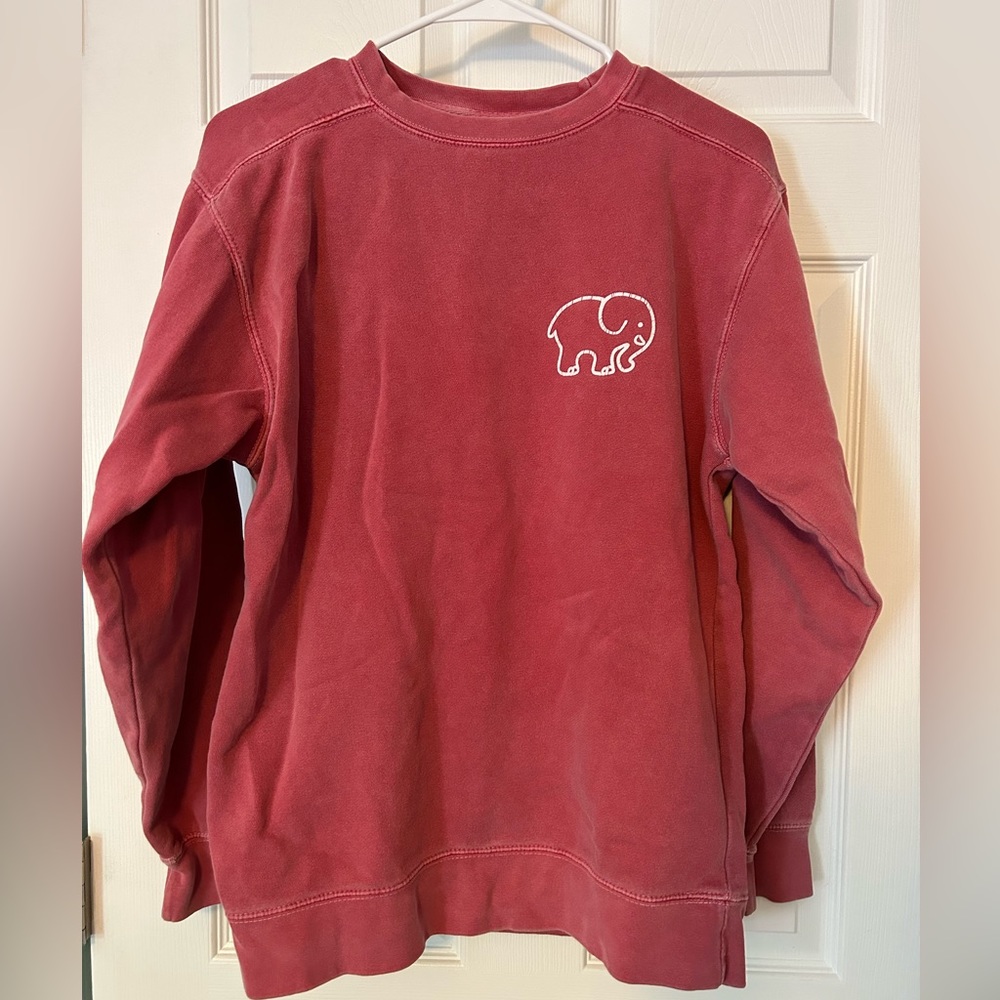 Ivory Ella crewneck sweatshirt in pink